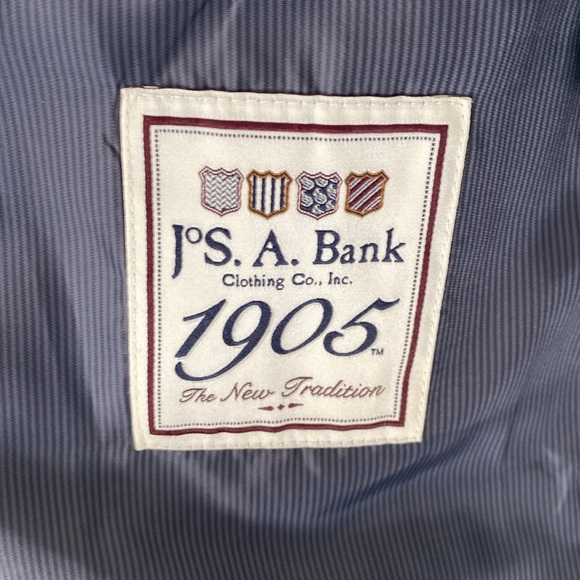 Jos A Banks 1905 Collection Wool Black Suit. - Picture 3 of 4